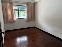 Stratford Court (D16), Condominium #450011261